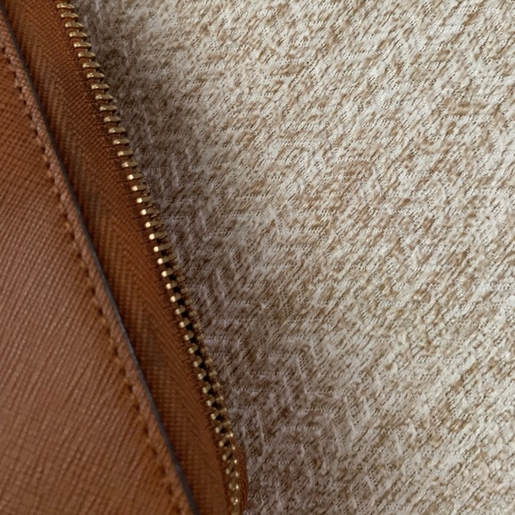 Michael Kors Leather Continental Wristlet - Picture 9 of 9